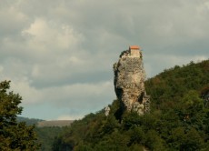 Кацхи - храм на скале